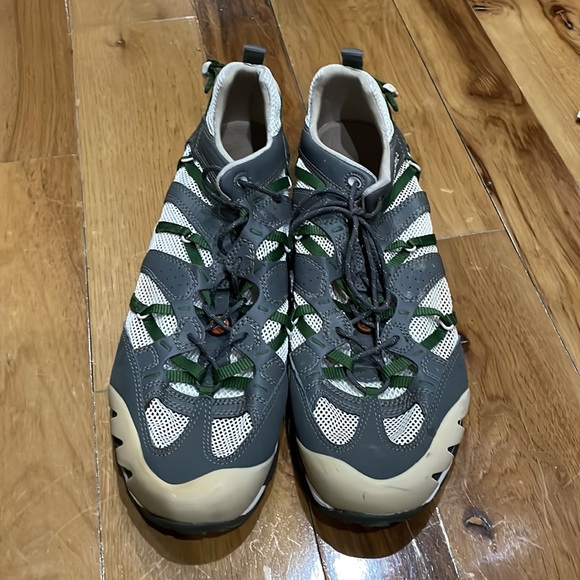 Merrell Continuum Vibram Shoes - Picture 2 of 7